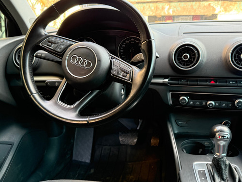 Audi A3 1.4 Sedán Dynamic At Dsg