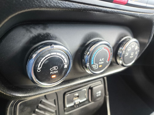 Jeep Renegade 1.8 16V Flex Sport 4P Automático