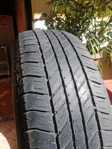 Llantas Bridgestone 265/65/r17 