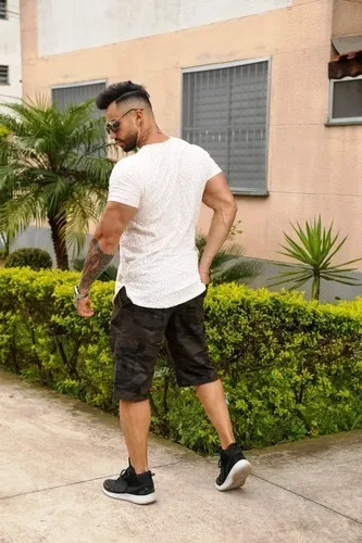 Bermuda camuflada sarja 2025