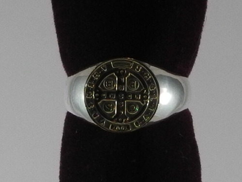 Anillo En Plata 925 Con El San Benito En Oro 18k