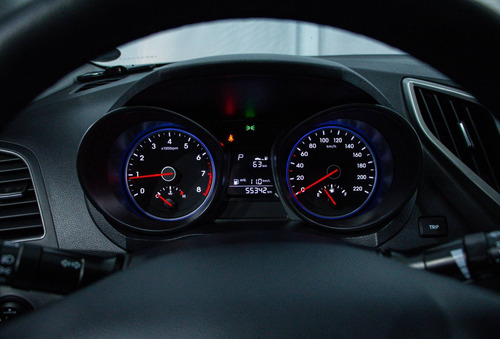 Imagem 6 de 15 de Hyundai Hb20s 1.6 Comfort Plus 16v Flex 4p Automático