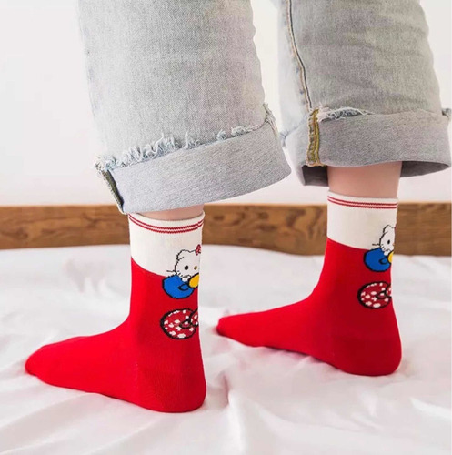 V Calcetines Importados Hello Kitty Y Sus Amigos