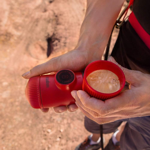 Máquina Espresso Wacaco Nanopresso, Roja, Portátil, 18 Bar