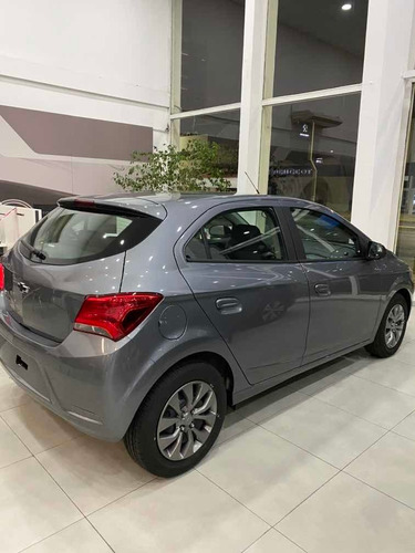 Chevrolet Onix Joy Black