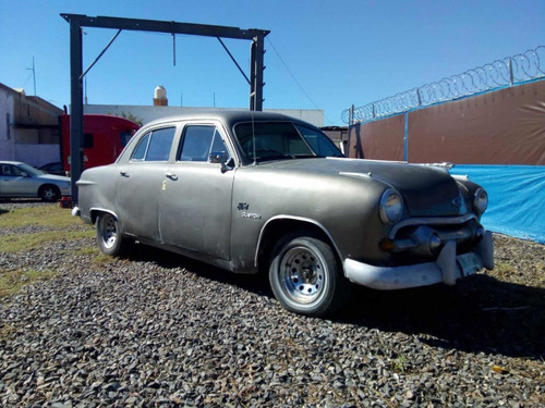 Imagen 2 de 15 de Ford Custom Sedan