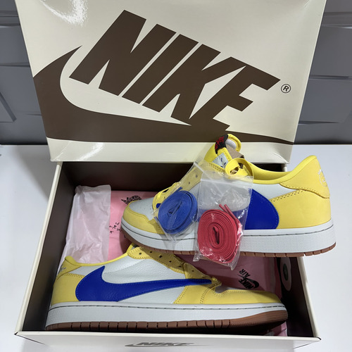 Air Jordan 1 Low Travis Scott Canary 44 (Usado)