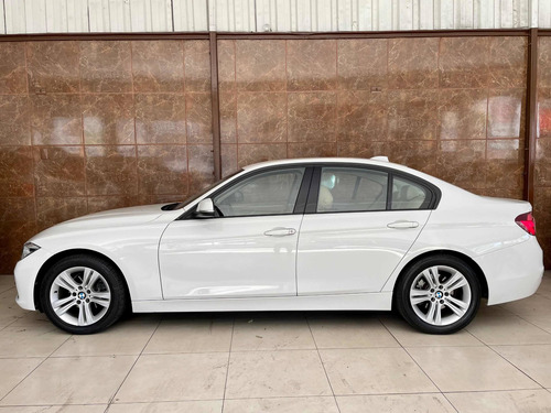 Imagem 3 de 11 de Bmw Serie 3 2018 2.0 Sport Active Flex Aut. 4p