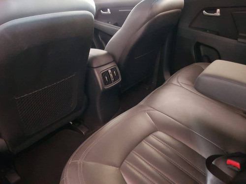 Kia Sportage 2.0 Lx 4x2 16v Flex 4p Automático