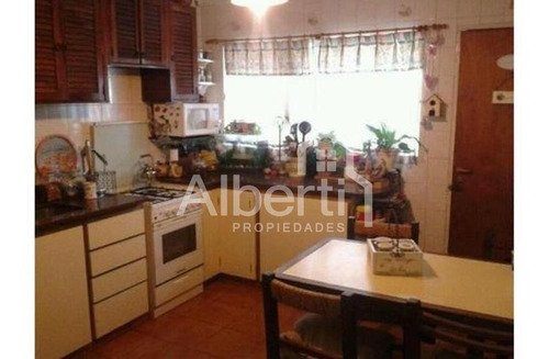 Imagen 4 de 8 de Venta - Duplex 3 Ambientes Con Cochera Y Fondo Libre