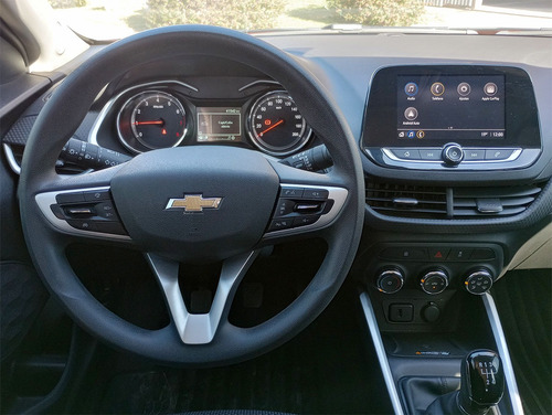 Imagen 17 de 19 de Chevrolet Onix 1.2 Lt Tech 5ptas. Mt 2020