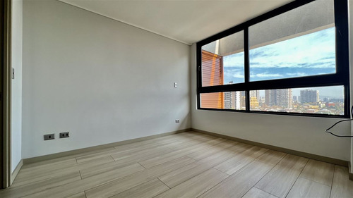 Departamento En Arriendo De 2 Dorm. En Recoleta