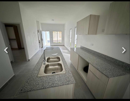Se Vende Elegante Villa En Macao Punta Cana Rd