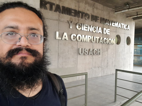 Clase De Matemática Universitaria, De Profesor Universitario
