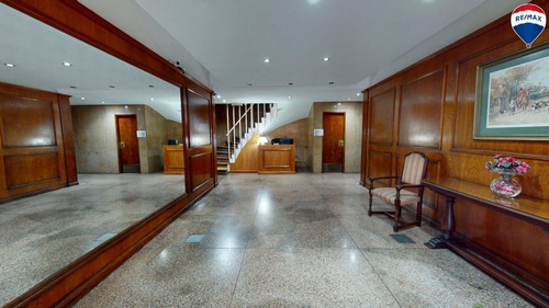 Venta 4 Amb Piso Alto Con Cochera En Colegiales