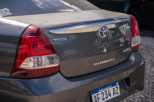 Toyota ETIOS X 1.5 6M/T ETIOS X 1.5 6M/T