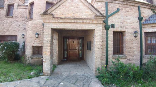 Chalet En Venta En Quilmes Residencial