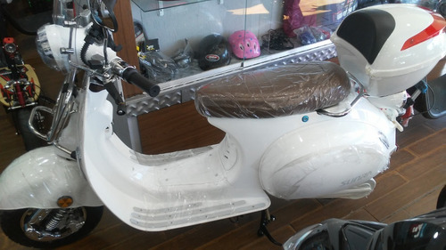 Imagen 14 de 25 de Sunra Vespa Vintage Litio Stock Electrica 3000w Retro