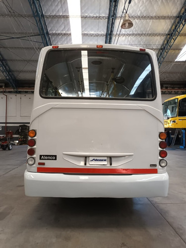 Imagen 5 de 10 de Mercedes Benz Of 1418