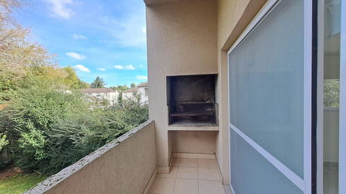 Monoambiente En Alquiler Con Balcón Y Parrilla