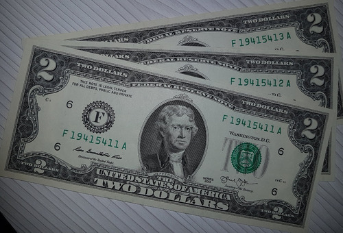 Tres Billetes De 2 Dólares Usa  U N C Series Consecutivas