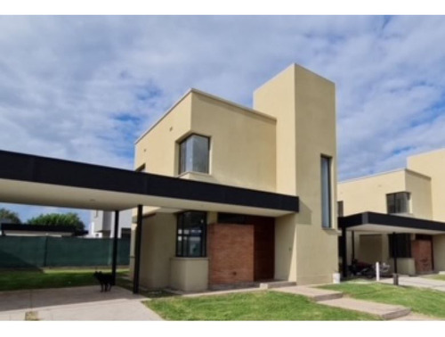 Casa En Alquiler En Yerba Buena
