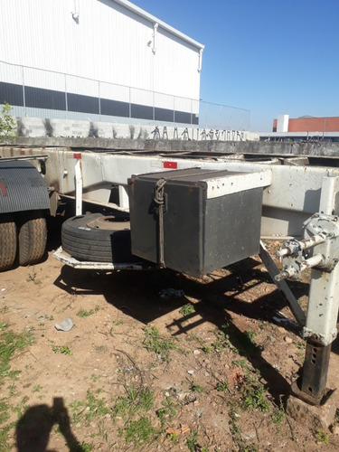 Carreta Porta Container Bug 40 Pes Com Pneus