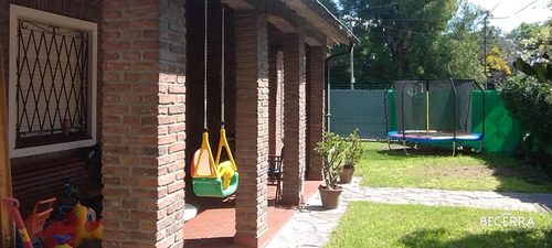 Chalet En Venta En Barrio Inglés - Hurlingham