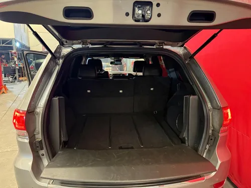 Jeep Grand Cherokee 3.6 Limited Lujo V8 4x2 At