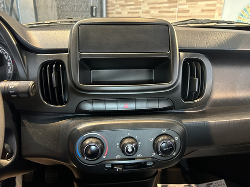 Fiat Mobi 1.0 8V EVO FLEX EASY ON MANUAL