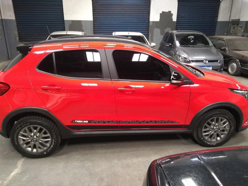 Imagem 3 de 6 de Fiat Argo Trekking 1.3