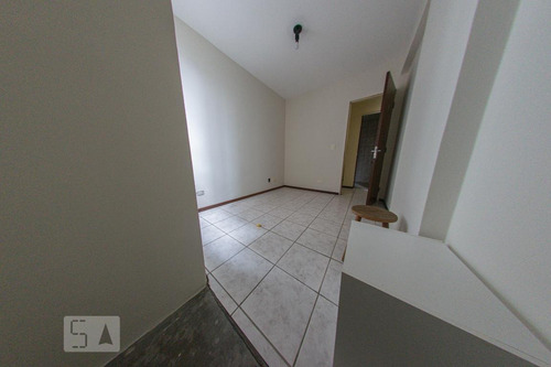 Imagem 8 de 15 de Apartamento Para Aluguel - Água Verde, 2 Quartos, 54 - 893013647