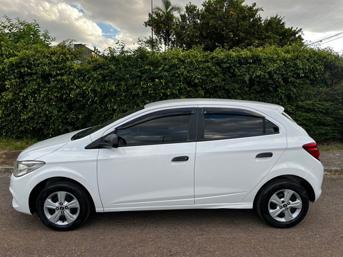 Chevrolet Onix 1.0 Joy 5p