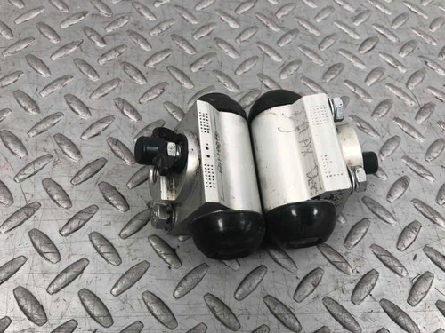Par Cilindro Freno Tras Chevrolet Trax 4x2 1.8 Std 2012/2016 (Usado)