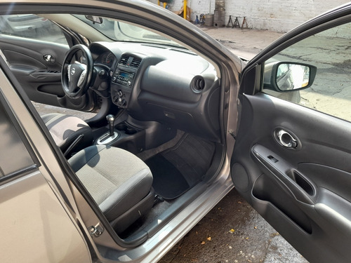 Imagen 10 de 11 de Nissan Versa 2016