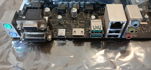 Mother Asus Prime B360m-a 1151 8va Gen Hdmi M.2 Aura Sync Gris Oscuro (Usado)