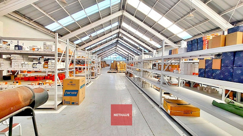 Nethaus Vende Bodega Impecable En Quinta Normal