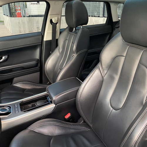 Land Rover Evoque Pure Plus 2.0 T