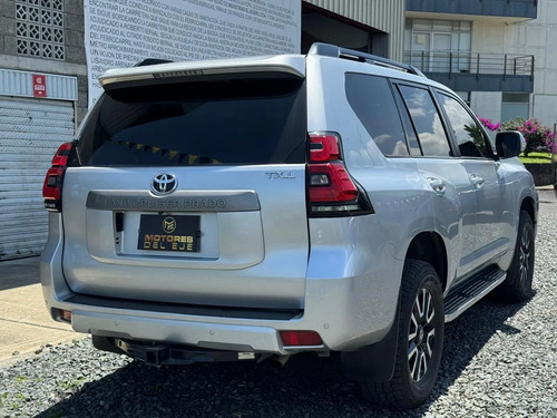 Toyota Prado 3.0 Tx-l Diésel 4x4