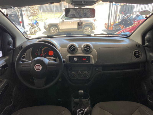 Imagem 4 de 9 de Fiat Uno Way Completo 2011