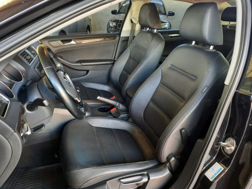 Imagen 9 de 18 de Volkswagen Vento 1.4t Highline L