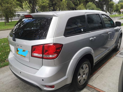 Dodge Journey, Modelo 2012, 5 Pasajeros, Gasolina 2,4l