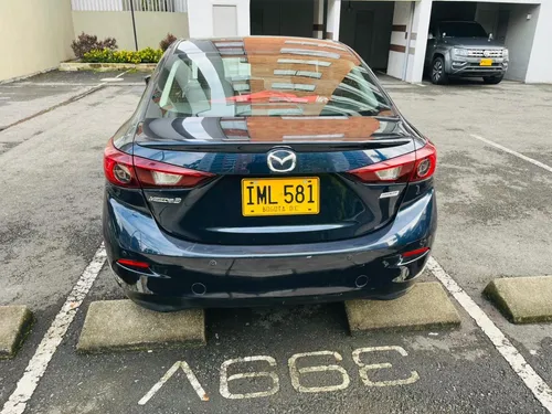 Mazda 3 2.0 Touring