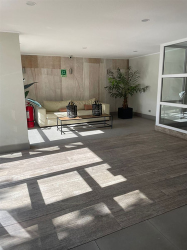 Departamento En Arriendo De 1 Dorm. En La Cisterna
