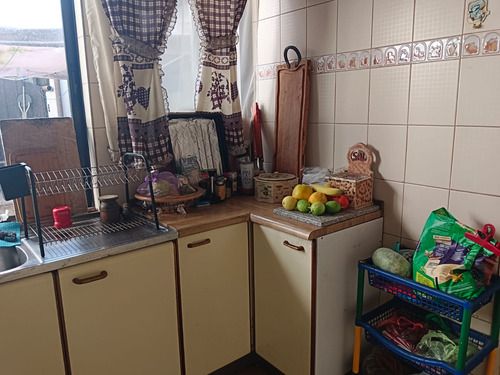 Venta De Exclusiva Residencia En Los Lirios, Collao: Comodi