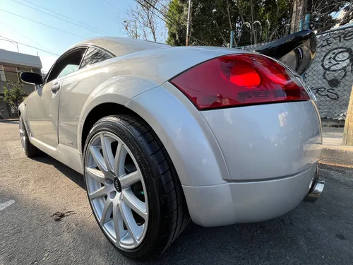 Audi TT 1.8 Turbo Front 5vel At