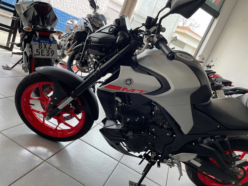 Imagem 4 de 10 de Yamaha Mt 03 Abs