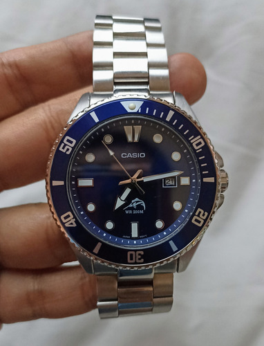 Reloj Casio Marlin Duro Mdv-106b-2avcf Con Correa Metalica Acero Inox Azul Azul (Usado)