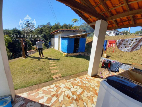 Imagem 7 de 14 de 1.000 M², 02 Dormitórios, Área De Serviço E Pomar !!