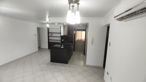 Imagen 1 de 10 de Apartamento En Venta Av. Cuatricentenaria Res. Mirador Country, Carlos Tona , 04129305244, Código: Ata-942